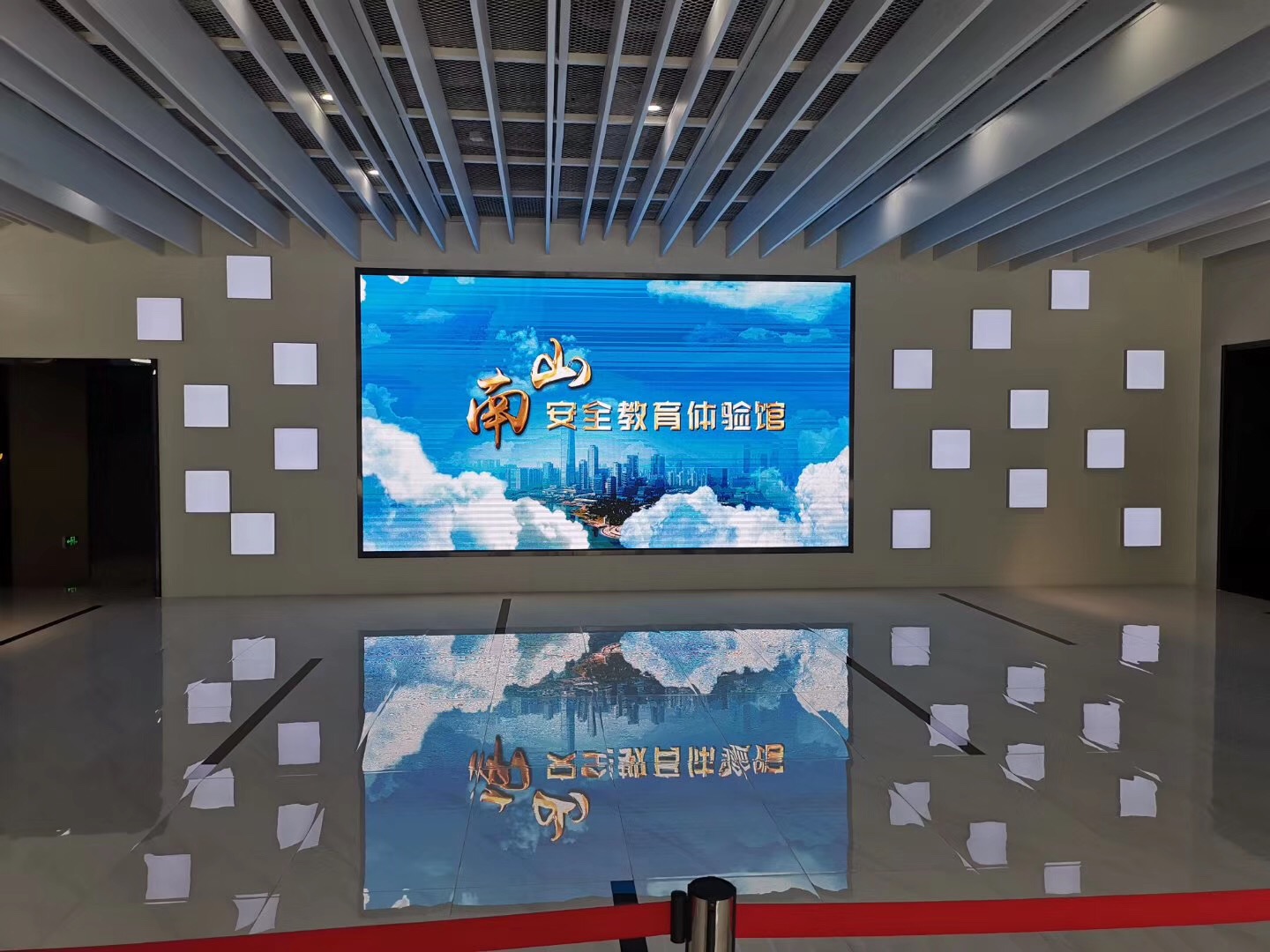 VR臺風(fēng)地震體驗館，讓孩子學(xué)會自救